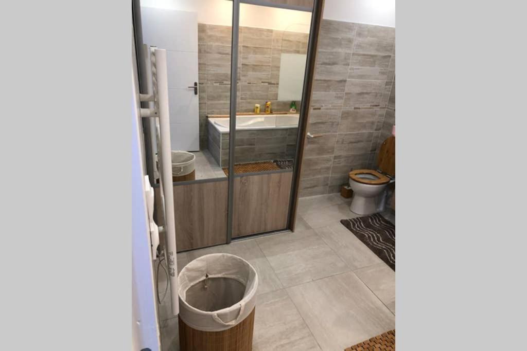 Agreable Maison Entre Bordeaux Et Le Bassin Сен-Жан-д'Илак Екстериор снимка